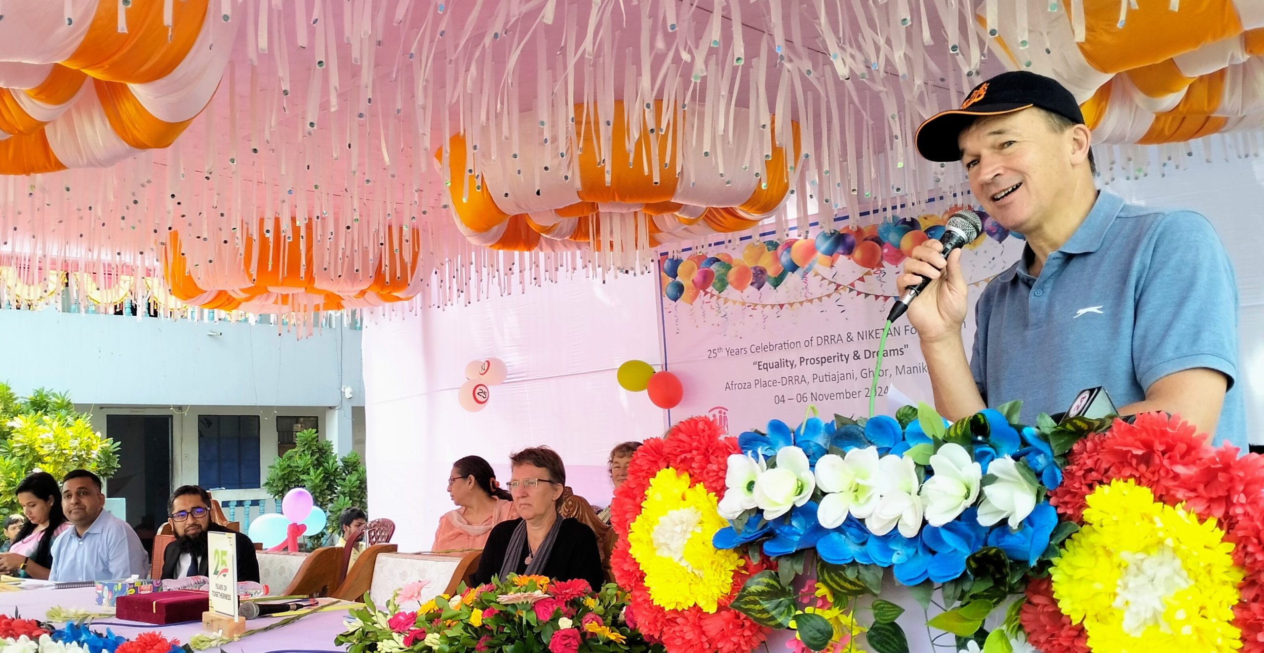 বিশেষ চাহিদা সম্পন্ন মানুষদের নিয়ে কাজ একটি অনন্য দৃষ্টান্ত – মানিকগঞ্জে নেদারল্যান্ডস দূতাবাসের রাষ্ট্রদূত   